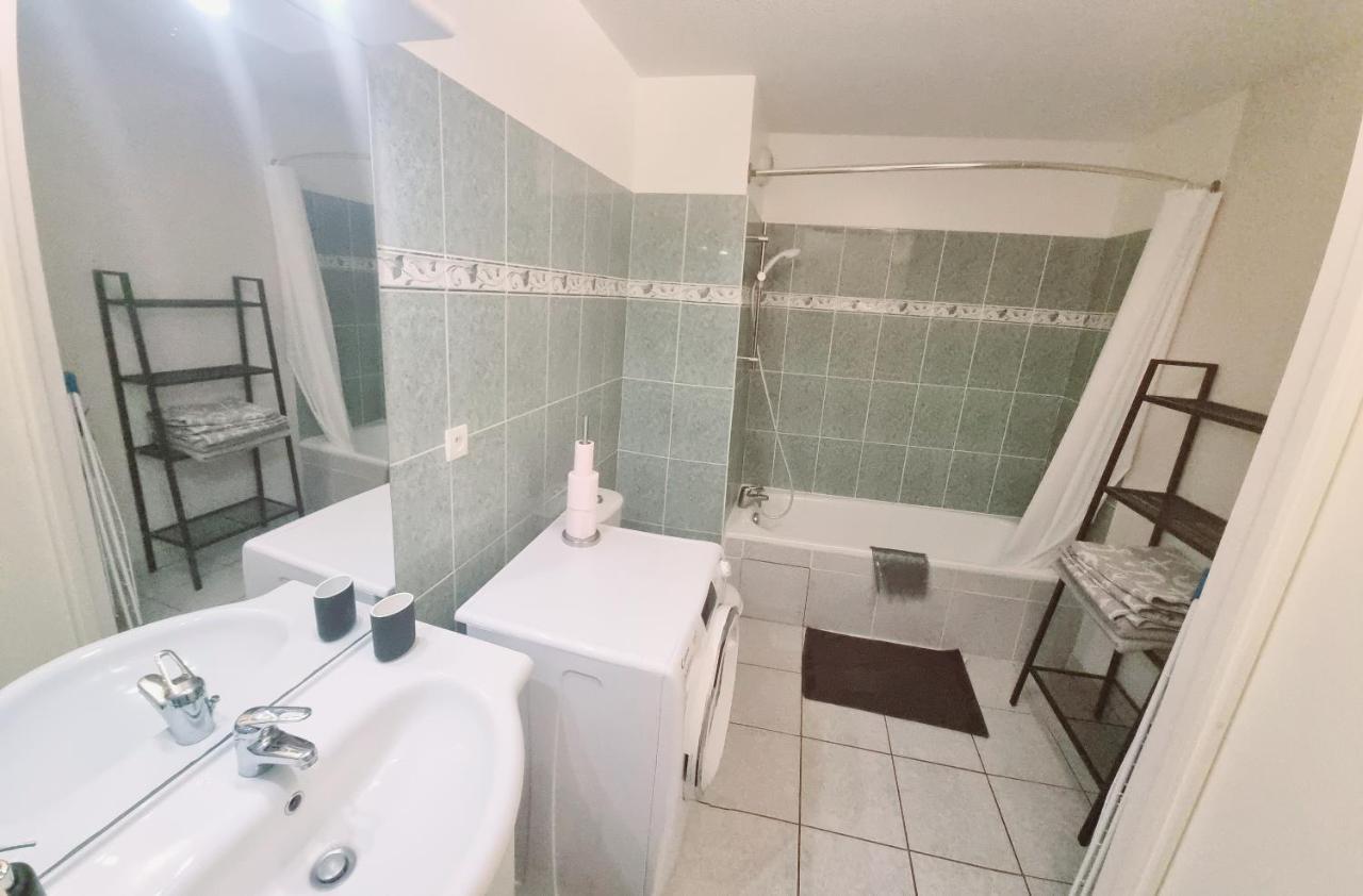 Beaune Appartement Avec Parking Et Wifi Gratuit Kültér fotó